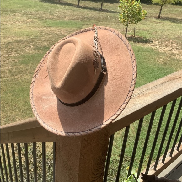 Burned felt hat - Picture 3 of 4